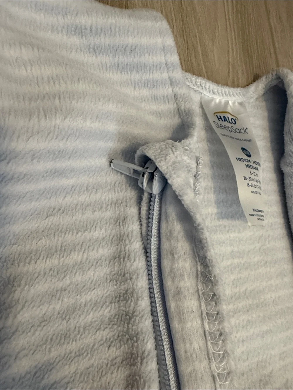 Halo Size M Baby Sleeveless Wearable Blanket in White and Light Gray Stripe